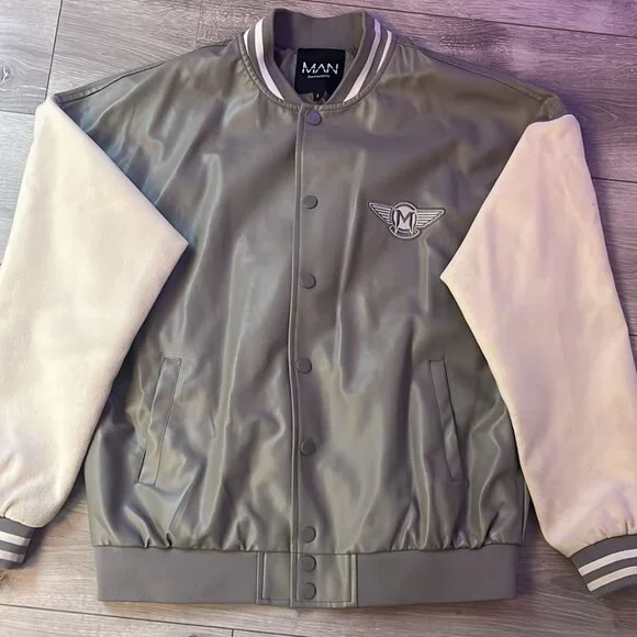 Bomber Jacket - Picture 1 of 4